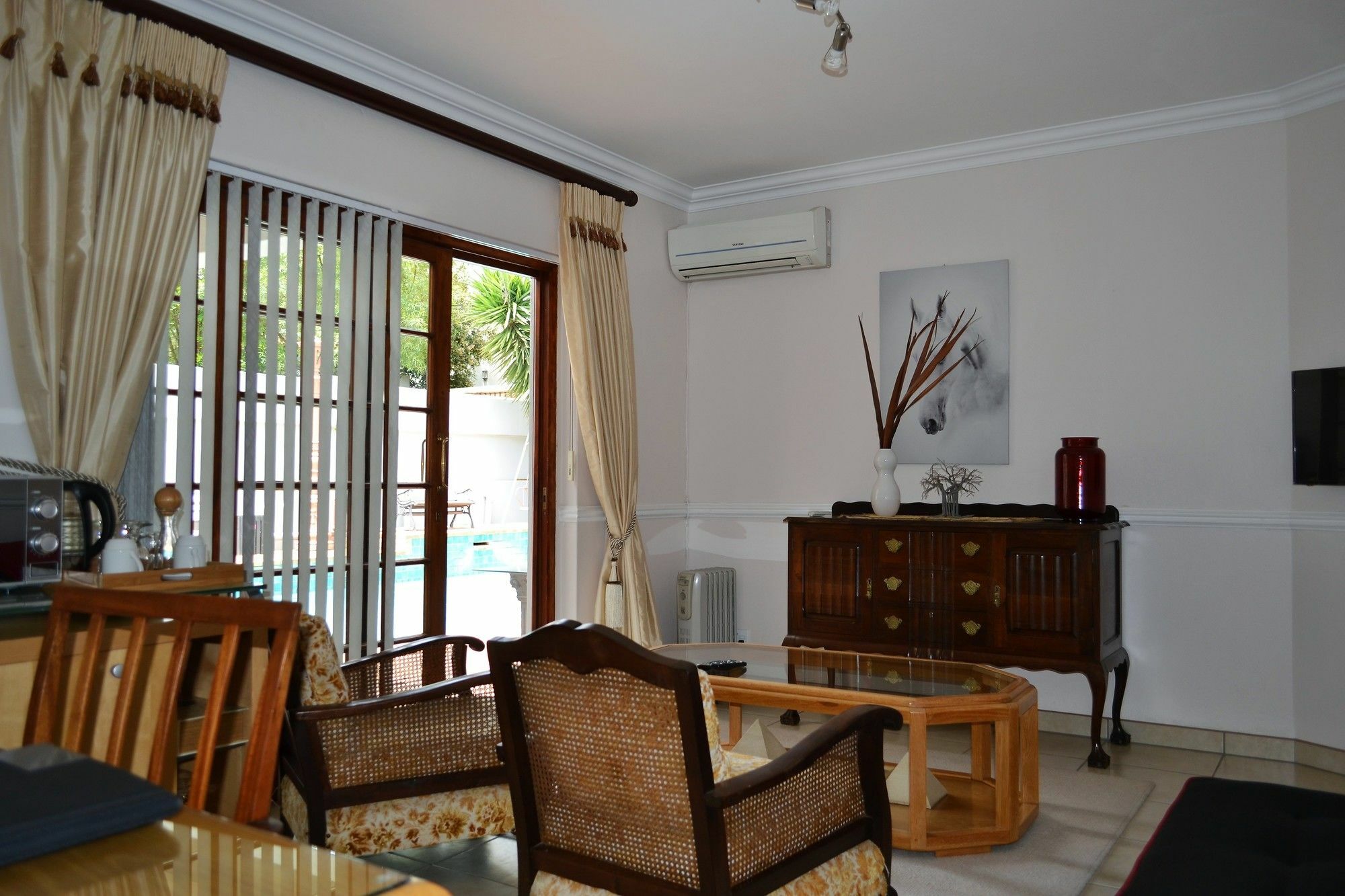 The Baobab Villa Midrand Bagian luar foto
