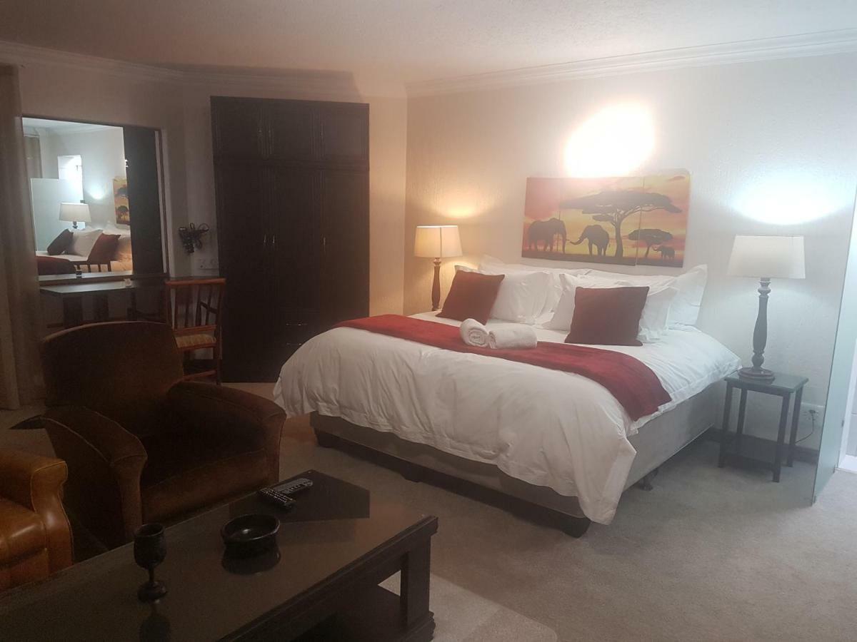 The Baobab Villa Midrand Bagian luar foto